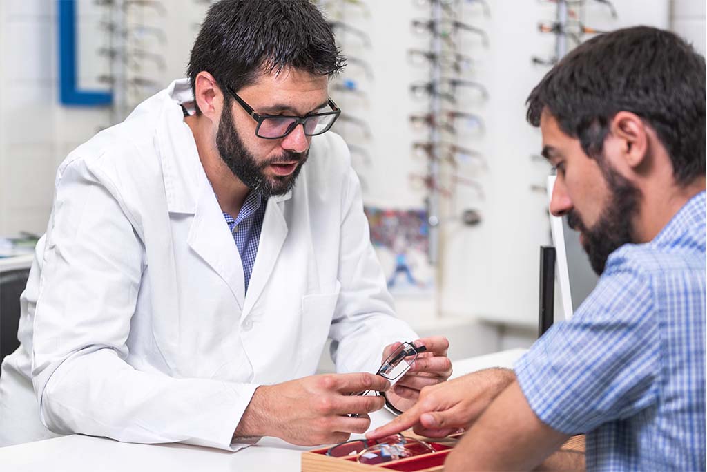 Different types of eyeglasses that improve your vision